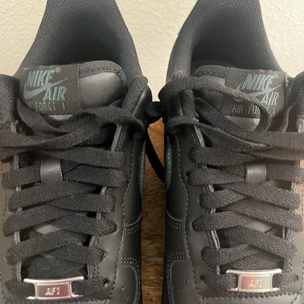 Nike Air Force 1 Low '07 Black Vintage Green - Picture 8 of 11
